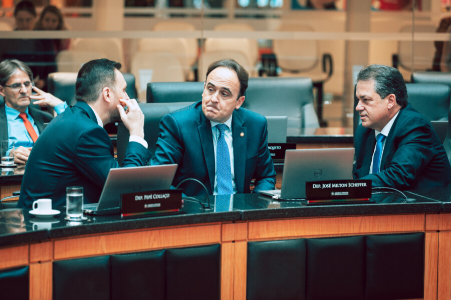 - Deputado Pepê Collaço (PP)
- Deputado Carlos Humberto (PL)
 - Deputado Rodrigo Minotto (PDT)