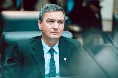 - Deputado Adilson Girard (MDB)