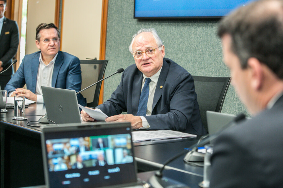 - Deputado Dr. Vicente Caropreso (PSDB)