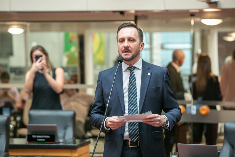 - Deputado Pepê Collaço (PP)