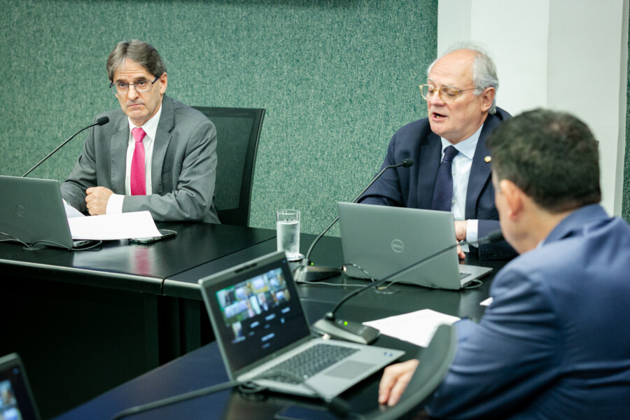 - Deputado Neodi Saretta (PT) 	
 - Deputado Dr. Vicente Caropreso (PSDB)