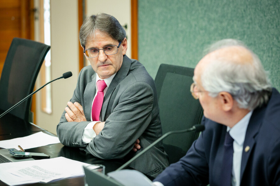 - Deputado Neodi Saretta (PT) 	 - Deputado Dr. Vicente Caropreso (PSDB)