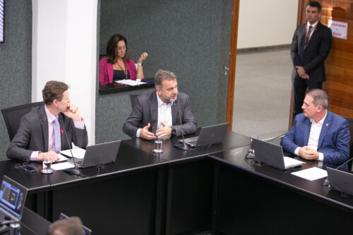 - Deputado Volnei Weber (MDB)
- Jerry Comper - Secretário de Infraestrutura e Mobilidade de Santa Catarina