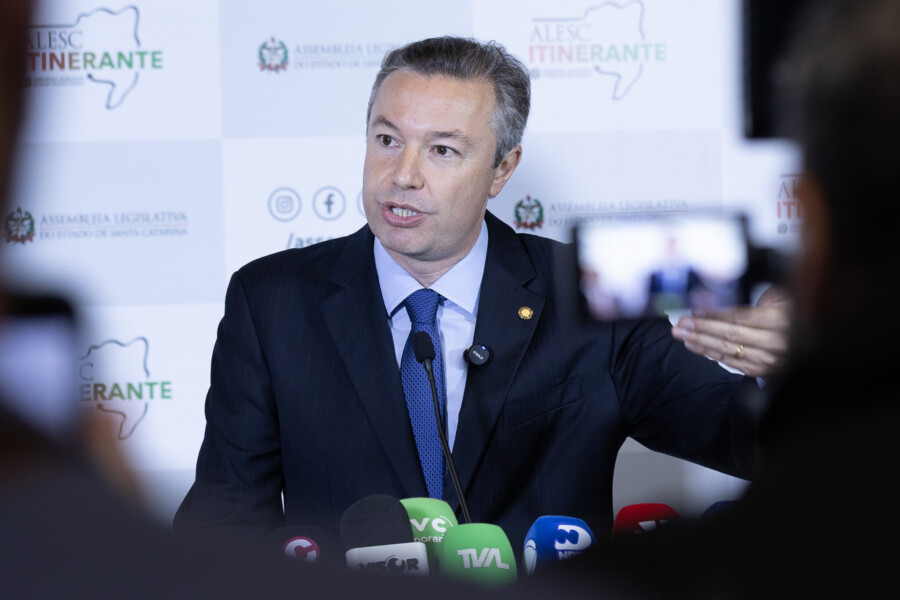 - Deputado Napoleão Bernardes (PSD)