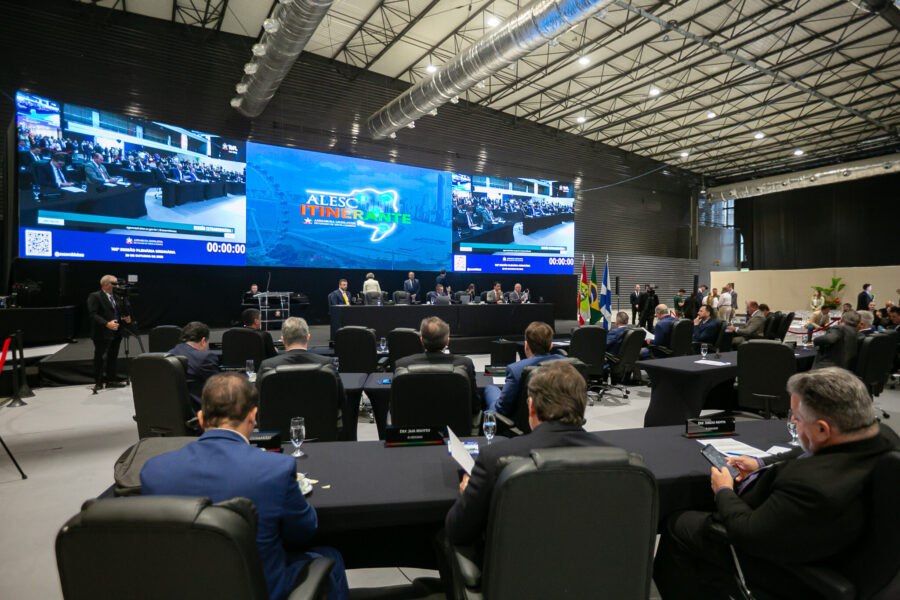 Alesc Itinerante e mortes no RJ: temas de pronunciamentos desta quarta (29)