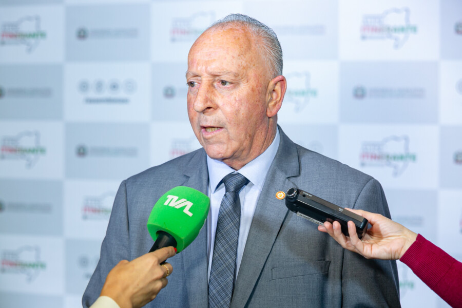 - Deputado Oscar Gutz (PL)