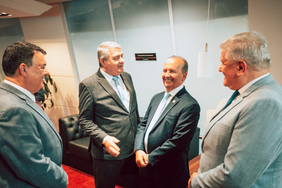 - Deputado Maurício Peixer (PL)
 - Deputado Antídio Lunelli (MDB) 	- Jorginho Mello - Governador do Estado de SC