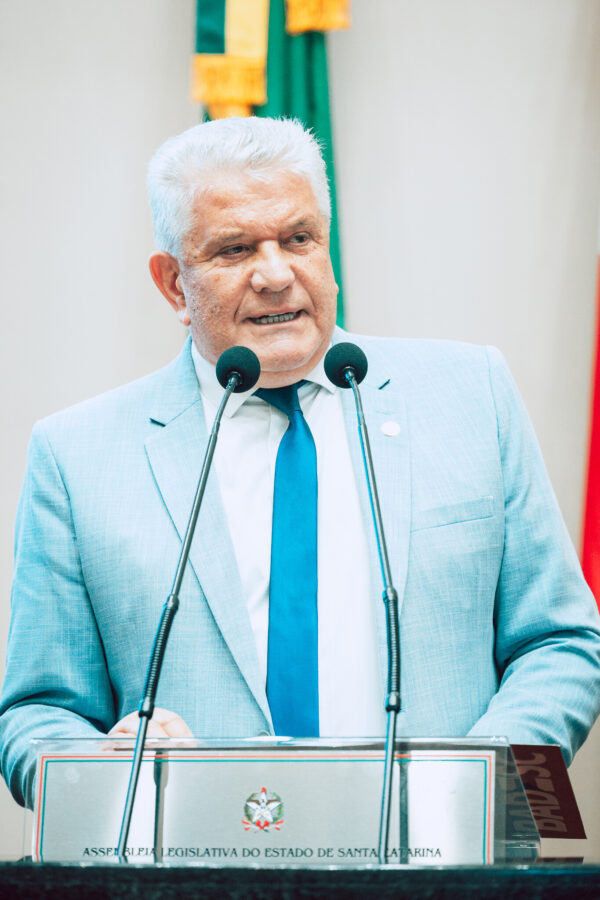 Ari Rabaiolli, presidente do Badesc.