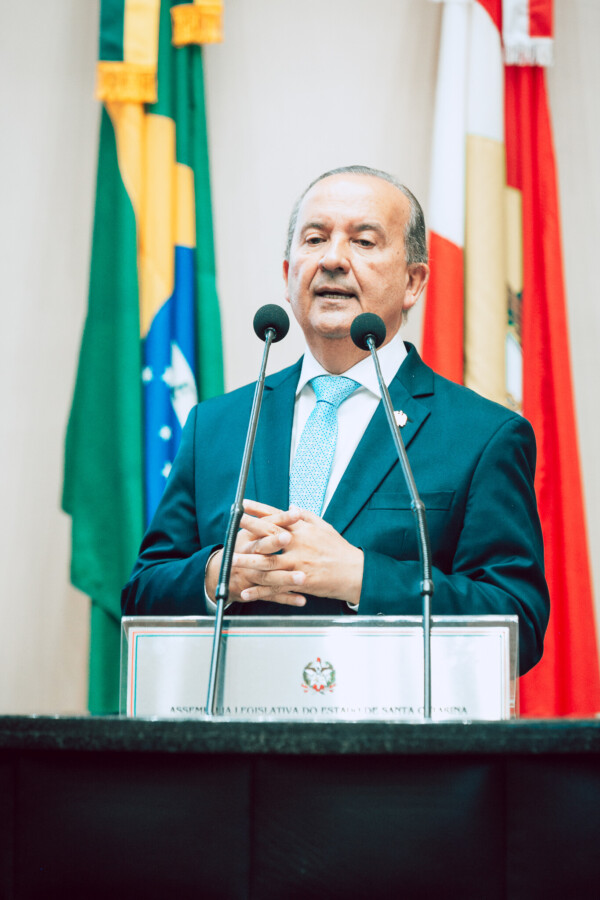 - Jorginho Mello - Governador do Estado de SC