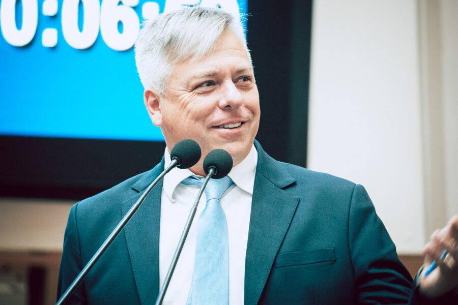 Deputado Fabiano da Luz.