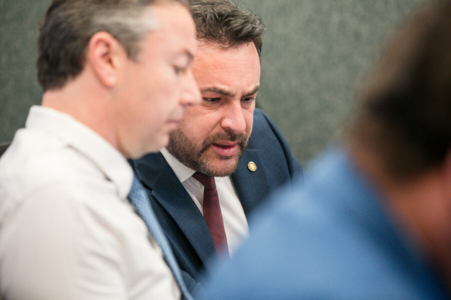 - Deputado Napoleão Bernardes (PSD) 	
 - Deputado Marcius Machado (PL)
