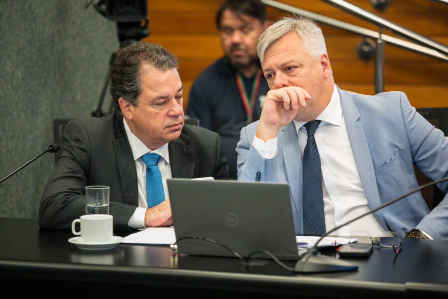 - Deputado Rodrigo Minotto (PDT)
 - Deputado Fabiano da Luz (PT)