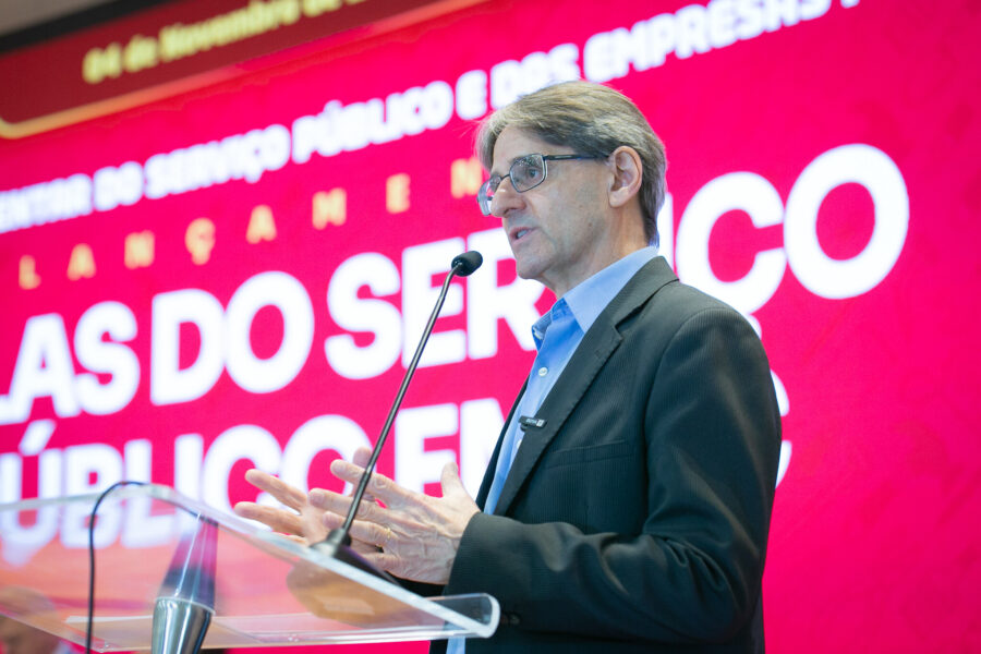 Deputado Neodi Saretta.
