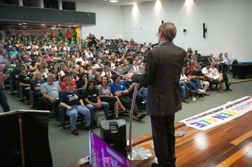 - Deputado Neodi Saretta (PT)