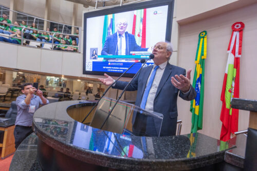 - Deputado Dr. Vicente Caropreso (PSDB)