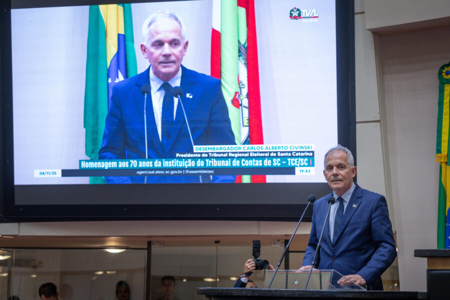 - Carlos Alberto Civinski - 


Presidente do Tribunal Regional Eleitoral de Santa Catarina (TRE-SC)