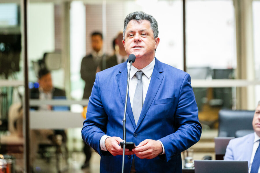 - Deputado Ivan Naatz (PL)