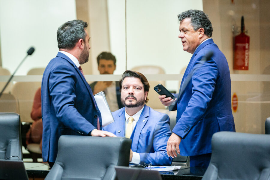 - Deputado Marcius Machado (PL) 
- Deputado Alex Brasil (PL) - Deputado Ivan Naatz (PL)