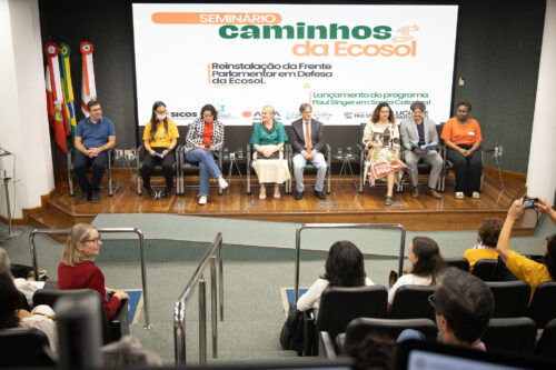 Frente Parlamentar de Economia Solidária é reinstalada durante seminário na Alesc