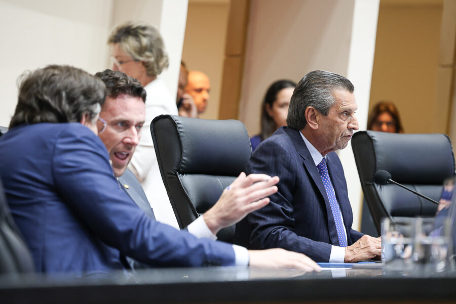 - Deputado Jair Miotto (União) 	 - Deputado Fernando Krelling (MDB) 	 - Deputado Julio Garcia
