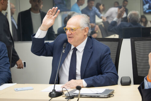 - Deputado Dr. Vicente Caropreso (PSDB)