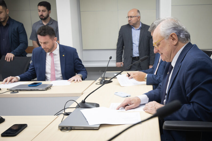 - Deputado Fernando Krelling (MDB) 	
- Deputado Dr. Vicente Caropreso (PSDB)