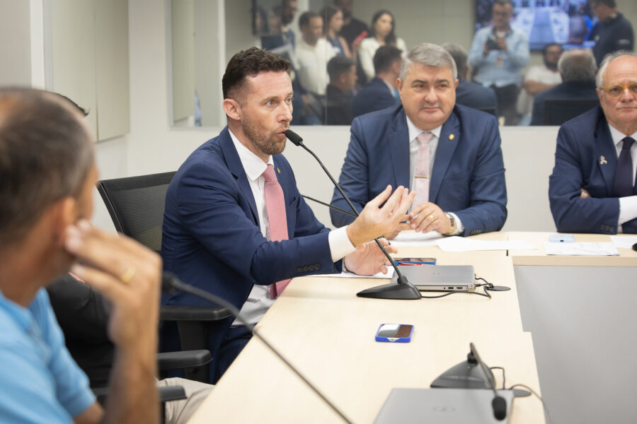 - Deputado Fernando Krelling (MDB) 	 - Deputado Antídio Lunelli (MDB) - Deputado Dr. Vicente Caropreso (PSDB)