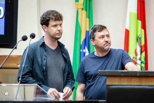 - Maciel Fernando Frigotto - Secretário Geral do SINSEJ - Edson da Silva - Presidente do SINTRAEJ