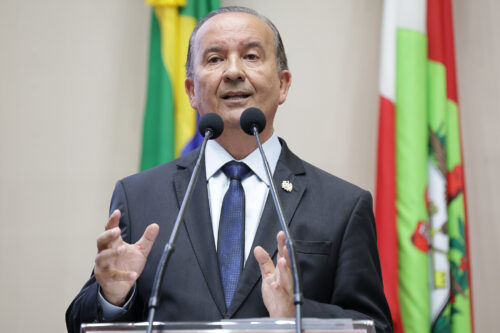 - Jorginho dos Santos Mello - Governador do Estado de Santa Catarina