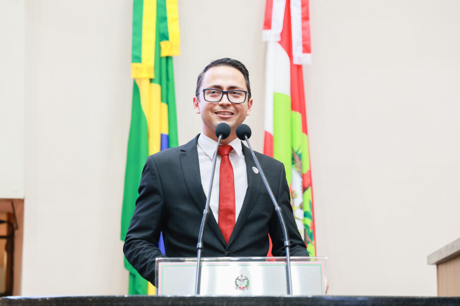 -Lucas Durão - Presidente da associação Sul Catarinense da Igreja Adventista