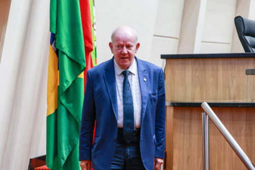 - Deputado Marcos Vieira (PSDB)