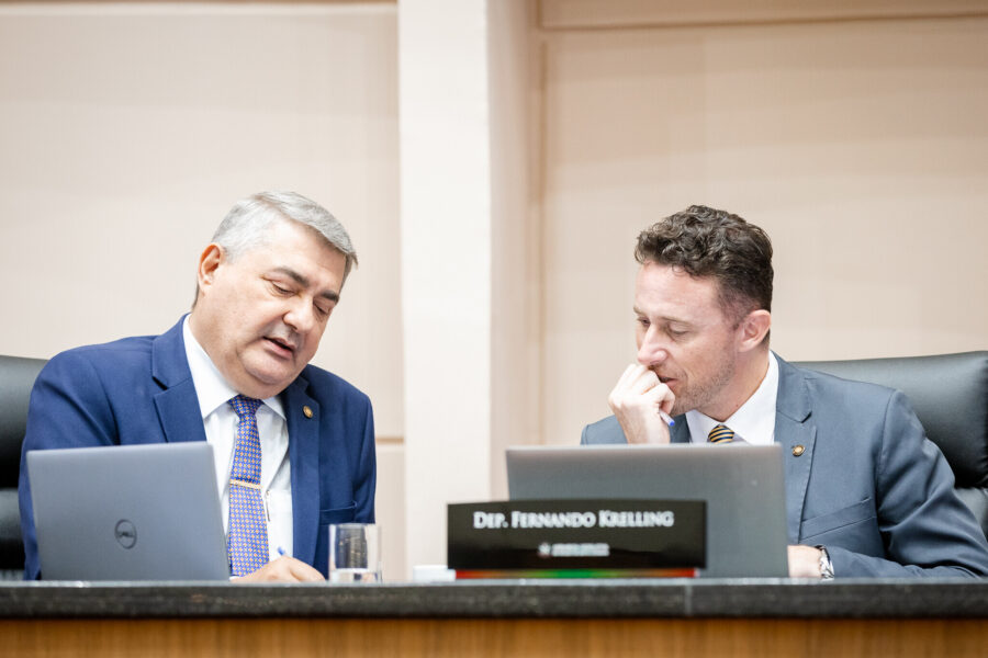 - Deputado Antídio Lunelli (MDB) 	
- Deputado Fernando Krelling (MDB)