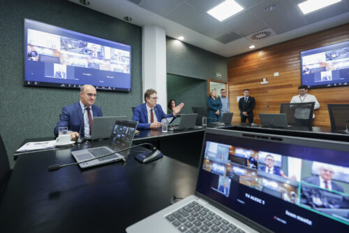 - Deputado José Milton Scheffer (PP)
 - Deputado Volnei Weber (MDB)