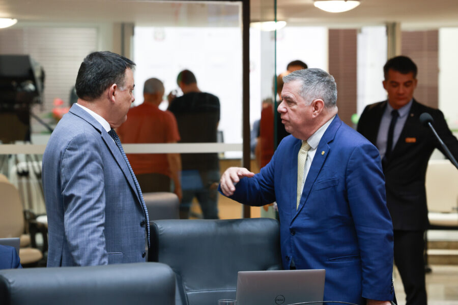 - Deputado Mauricio Peixer (PL)	
- Deputado Mário Motta (PSD)