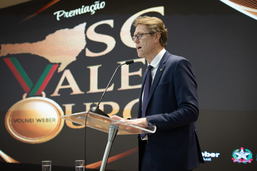 Deputado Volnei Weber.