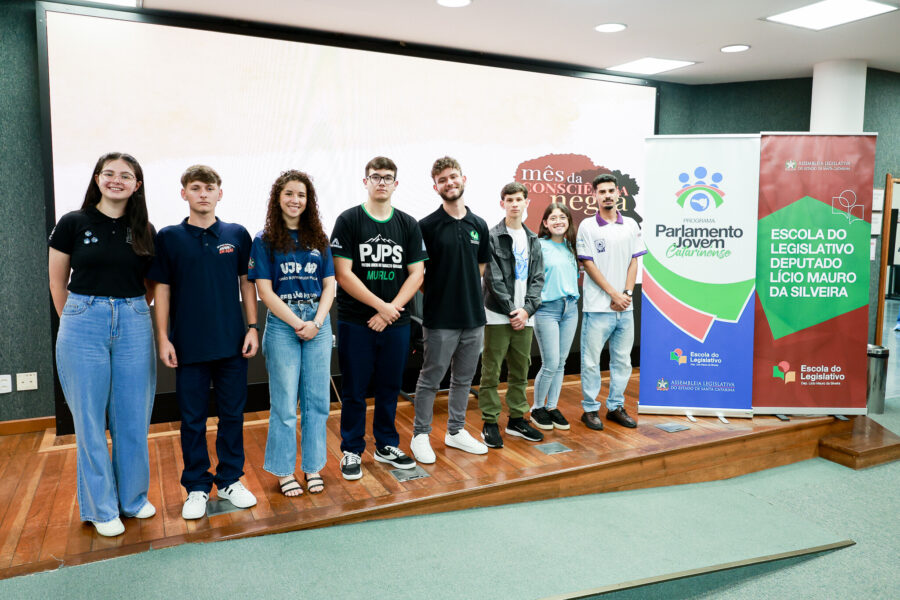 Mesa Diretora eleita na 34ª edição do Parlamento Jovem