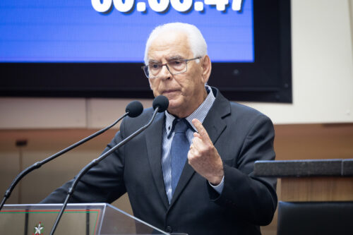 - Moacir Pereira - Jornalista