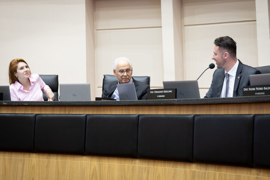 - Deputada Ana Campagnolo (PL) - Deputado Fernando Krelling (MDB)