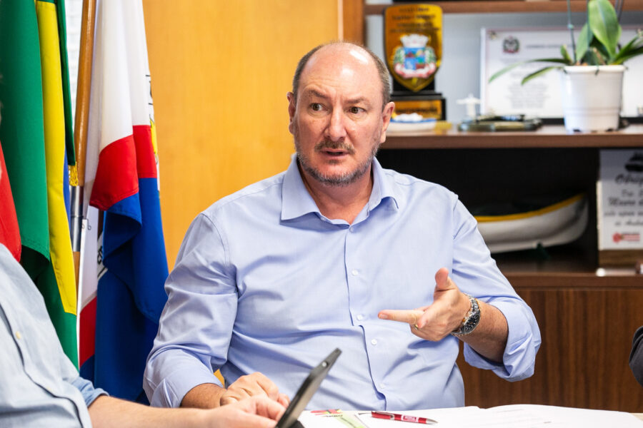 Deputado Mauro De Nadal.