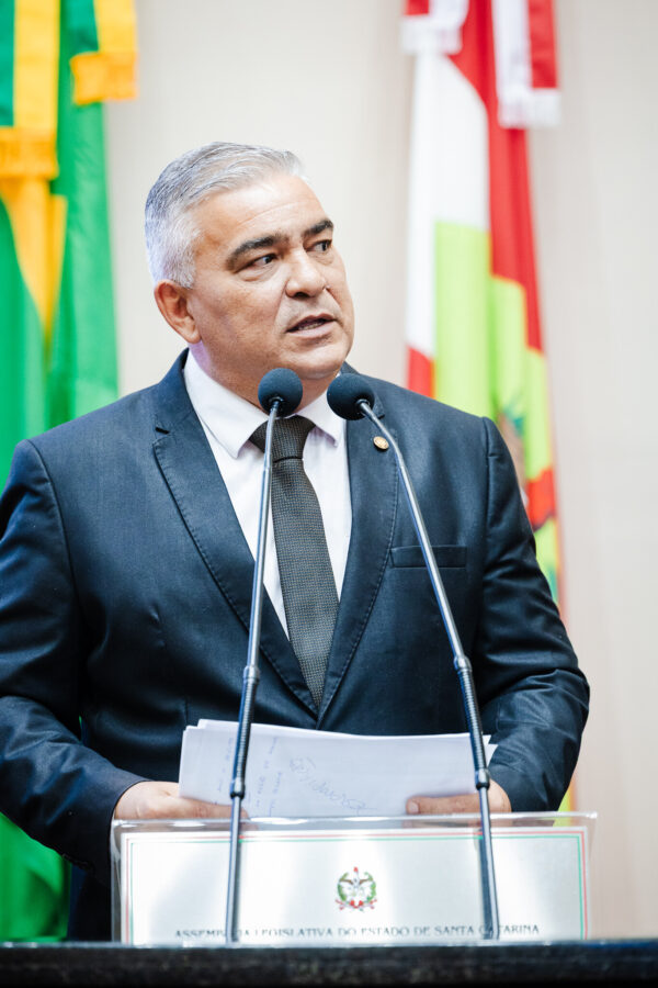 - Deputado Sargento Lima (PL)