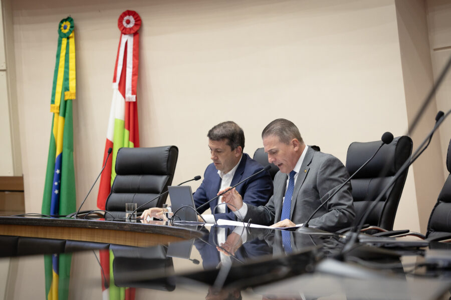 - Deputado Camilo Martins (Podemos) 	
- Deputado Altair Silva (PP)