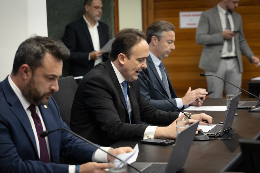 Comissão encerra atividades com aprovação de projetos e requerimentos