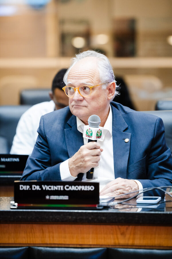 - Deputado Dr. Vicente Caropreso (PSDB)