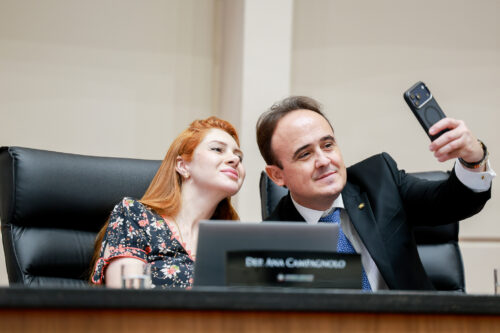 - Deputada Ana Caroline Campagnolo (PL)
 - Deputado Carlos Humberto (PL)