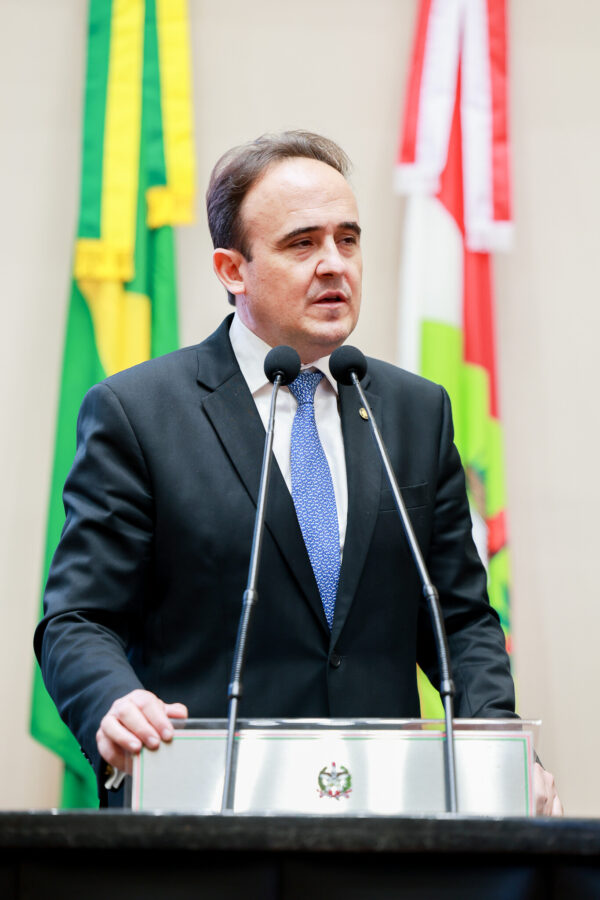 - Deputado Carlos Humberto (PL)