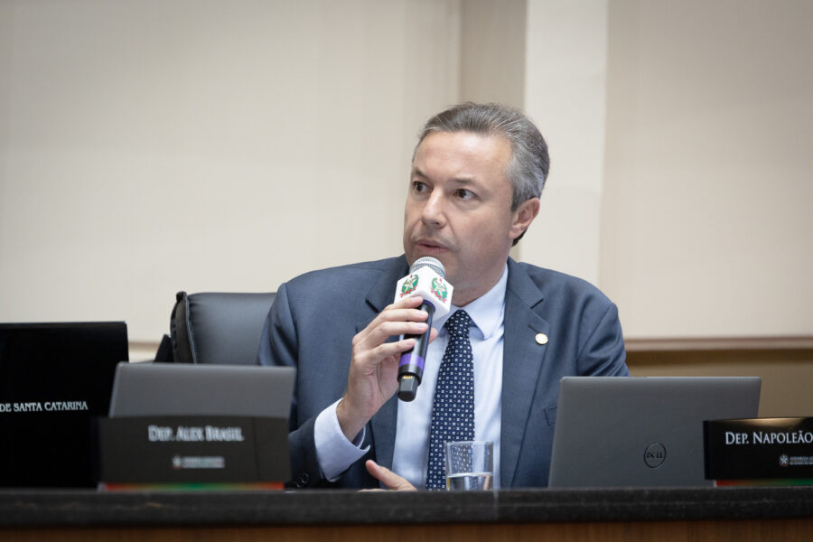 - Deputado Napoleão Bernardes (PSD)