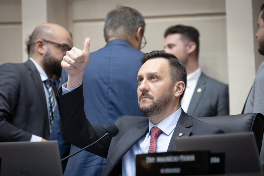 - Deputado Pepê Collaço (PP)