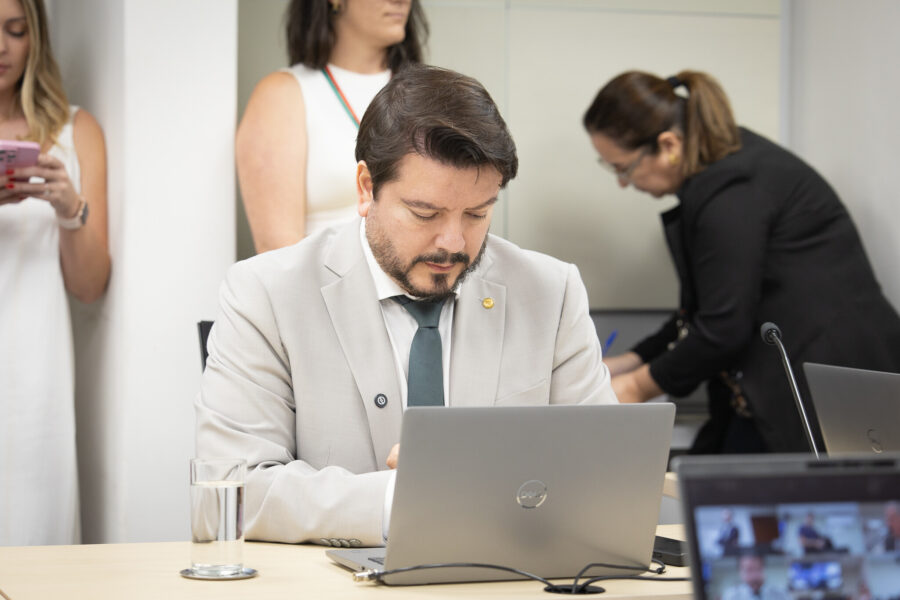 - Deputado Alex Brasil (PL)