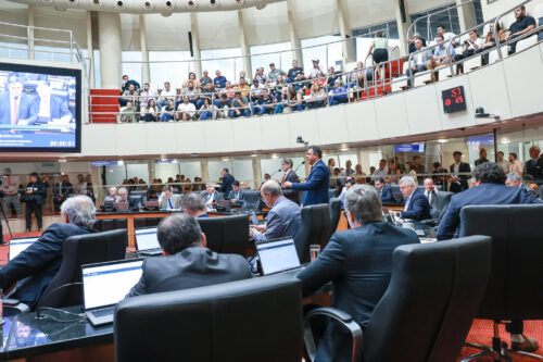 Aprovados em plenário projetos do Judiciário e Defensoria Pública Estadual
