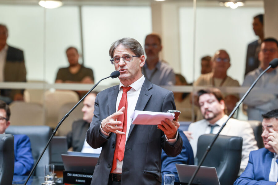 - Deputado Neodi Saretta (PT)
